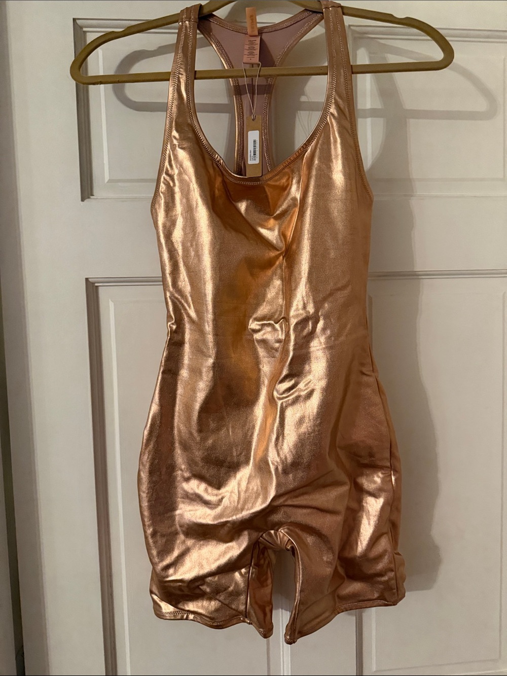 SKIMS Metallic Swim Cycle Suit Womens Small Champagne Rose Gold SW-BSS-0041 NWT